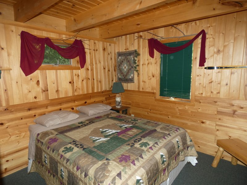 Cabin10_Lower Bedroom 1